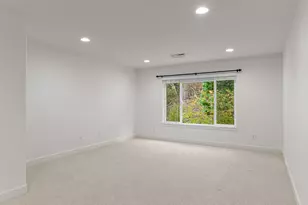 18706 Bryant Rd, Lake Oswego, OR 97034 - Photo 22