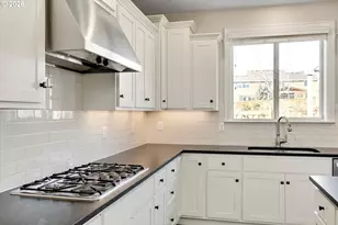 12669 SE Meadehill Ave, Happy Valley, OR 97086 - Photo 12