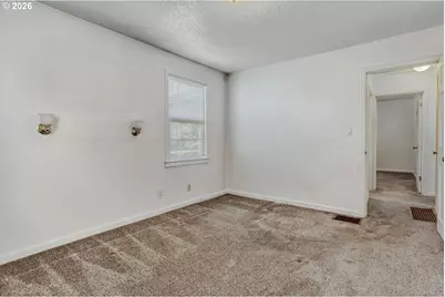 7354 N Wayland Ave, Portland, OR 97203 - Photo 14