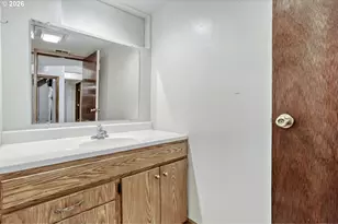 7354 N Wayland Ave, Portland, OR 97203 - Photo 22