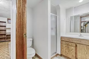 7354 N Wayland Ave, Portland, OR 97203 - Photo 28