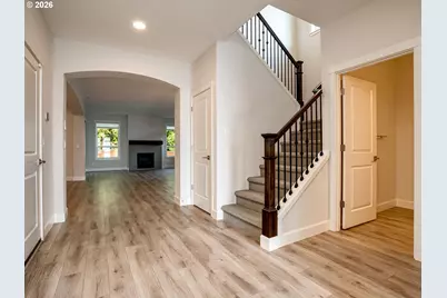 8208 NE 168th Ave, Vancouver, WA 98682 - Photo 2