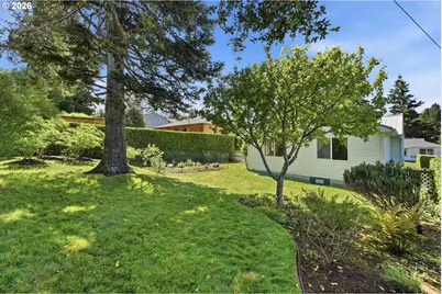 1716 Juniper Ave, Coos Bay, OR 97420 - Photo 26
