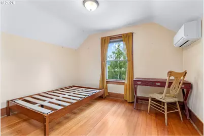 412 10th St, Hood River, OR 97031 - Photo 28