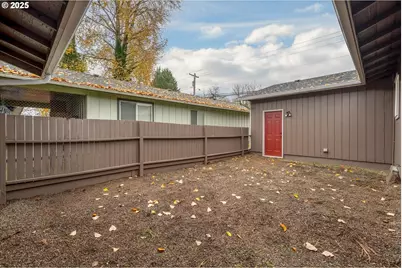 1114 N 1st Ave, Kelso, WA 98626 - Photo 32