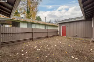 1114 N 1st Ave, Kelso, WA 98626 - Photo 32