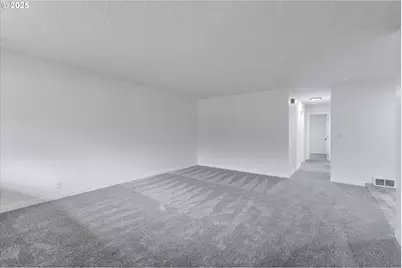 1114 N 1st Ave, Kelso, WA 98626 - Photo 6