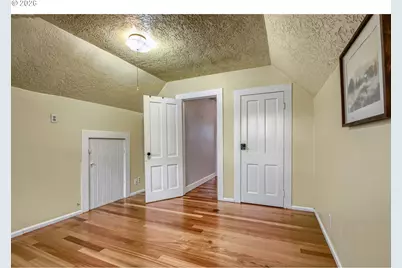 6105 NE 13th Ave, Portland, OR 97211 - Photo 12