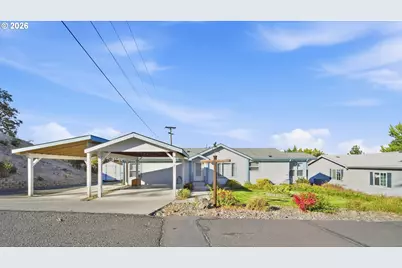 2003 Dry Hollow Rd, The Dalles, OR 97058 - Photo 2
