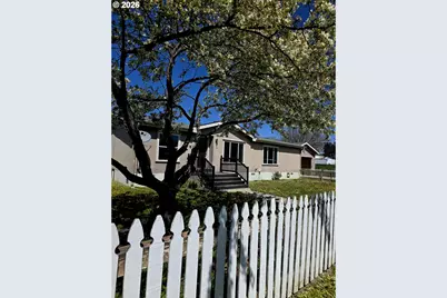 1037 Tamar St, Baker City, OR 97814 - Photo 2