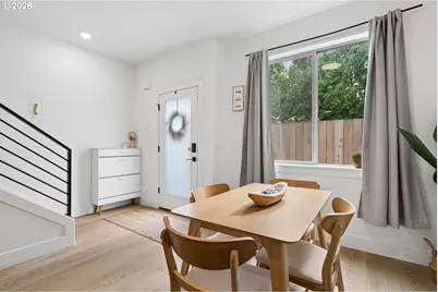 1211 N Winchell St #3, Portland, OR 97217 - Photo 4