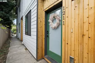 1211 N Winchell St, Portland, OR 97217 - Photo 2