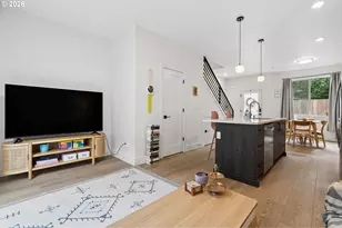 1211 N Winchell St, Portland, OR 97217 - Photo 14