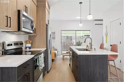 1211 N Winchell St #3, Portland, OR 97217 - Photo 8