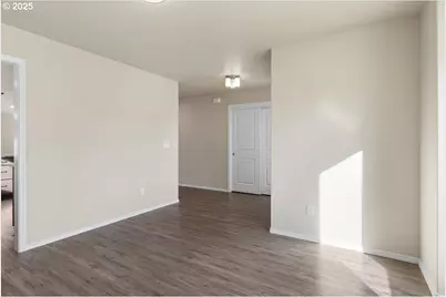 3013 21st Ave, Albany, OR 97322 - Photo 8