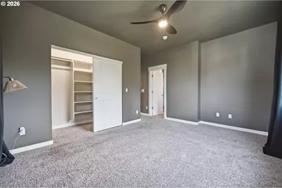 494 NE Cleveland Ave, Gresham, OR 97030 - Photo 12