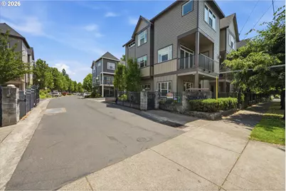 494 NE Cleveland Ave, Gresham, OR 97030 - Photo 24
