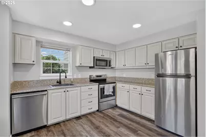 8550 SW Curry Dr #D, Wilsonville, OR 97070 - Photo 6