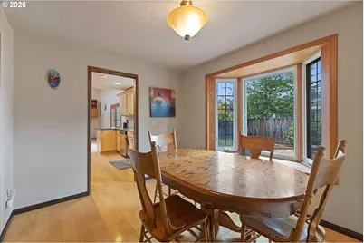 6135 SW Cross Creek Dr, Beaverton, OR 97078 - Photo 10