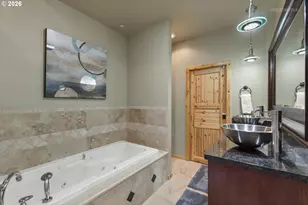 31096 E Multorpor Dr, Government Camp, OR 97028 - Photo 22