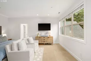 6437 SW Raleighwood Ct, Portland, OR 97221 - Photo 24