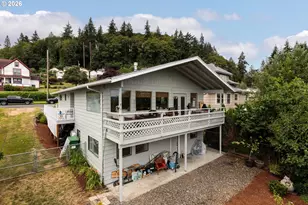 415 W D St, Rainier, OR 97048 - Photo 1