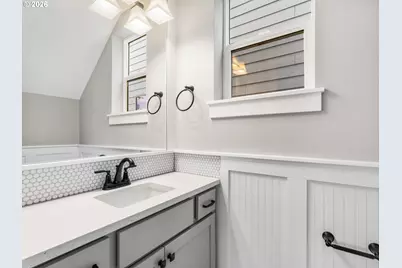 3614 SW Vermont St, Portland, OR 97219 - Photo 22