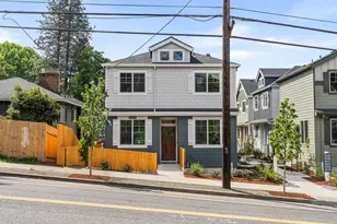 3614 SW Vermont St, Portland, OR 97219 - Photo 2