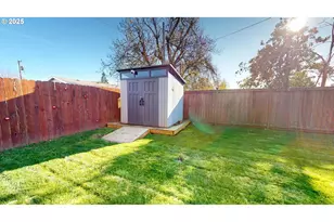 1671 T St, Springfield, OR 97477 - Photo 38