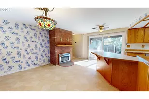 1671 T St, Springfield, OR 97477 - Photo 6