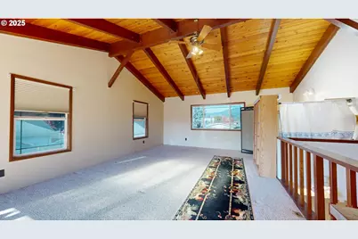 1671 T St, Springfield, OR 97477 - Photo 16