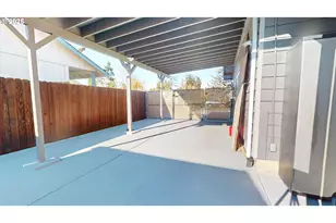 1671 T St, Springfield, OR 97477 - Photo 32