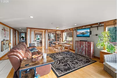 94104 Bellview Ln, Gold Beach, OR 97444 - Photo 6