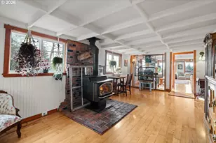 94104 Bellview Ln, Gold Beach, OR 97444 - Photo 2