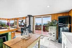 94104 Bellview Ln, Gold Beach, OR 97444 - Photo 12