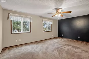 445 NE Village Squire Ave, Gresham, OR 97030 - Photo 20