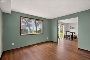 445 NE Village Squire Ave, Gresham, OR 97030 - Photo 16