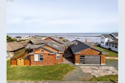 880 Ocean Dr SW, Bandon, OR 97411 - Photo 1