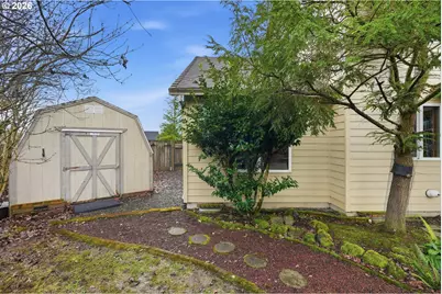 21903 NE Shaver St, Fairview, OR 97024 - Photo 22