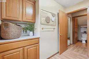 21903 NE Shaver St, Fairview, OR 97024 - Photo 20