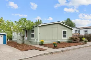 3930 SE 162nd Ave, Portland, OR 97236 - Photo 2