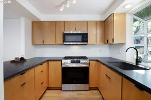 11990 SW Corby Dr, Portland, OR 97225 - Photo 8
