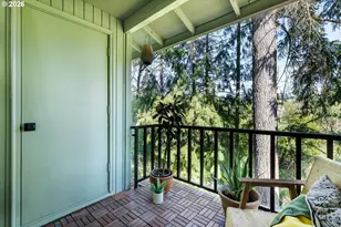 11990 SW Corby Dr, Portland, OR 97225 - Photo 14