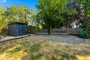 732 N College St, Newberg, OR 97132 - Photo 34