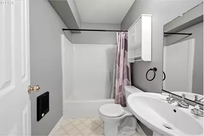 732 N College St, Newberg, OR 97132 - Photo 20