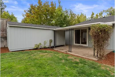 20624 SW Rosa Dr, Beaverton, OR 97078 - Photo 34