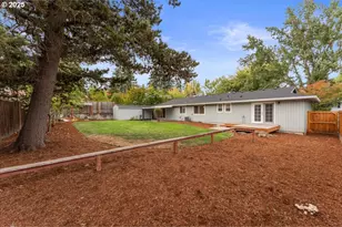 20624 SW Rosa Dr, Beaverton, OR 97078 - Photo 32