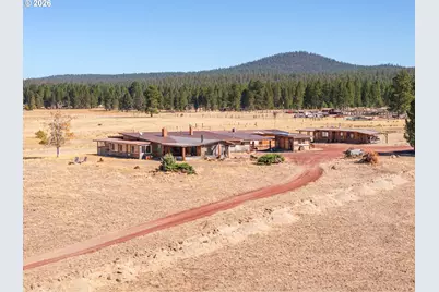 300 49 Rd Silverlake Hwy, Chiloquin, OR 97624 - Photo 20