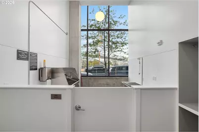 1150 NW Quimby St #702, Portland, OR 97209 - Photo 32