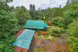 29 Neal Loop, Toledo, OR 97391 - Photo 32